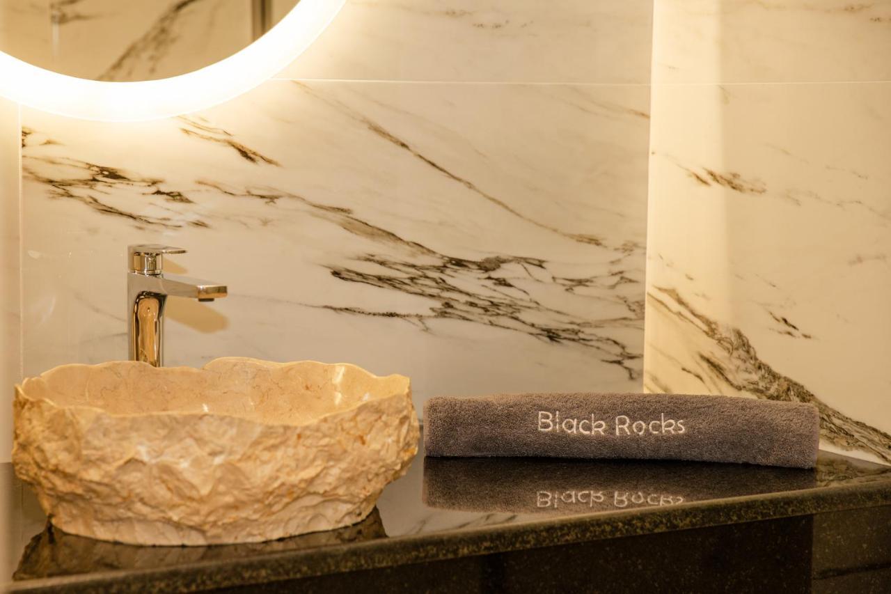 Black Rocks Family, Luxury Seafront Beach Maisonette Agios Gordios  Esterno foto
