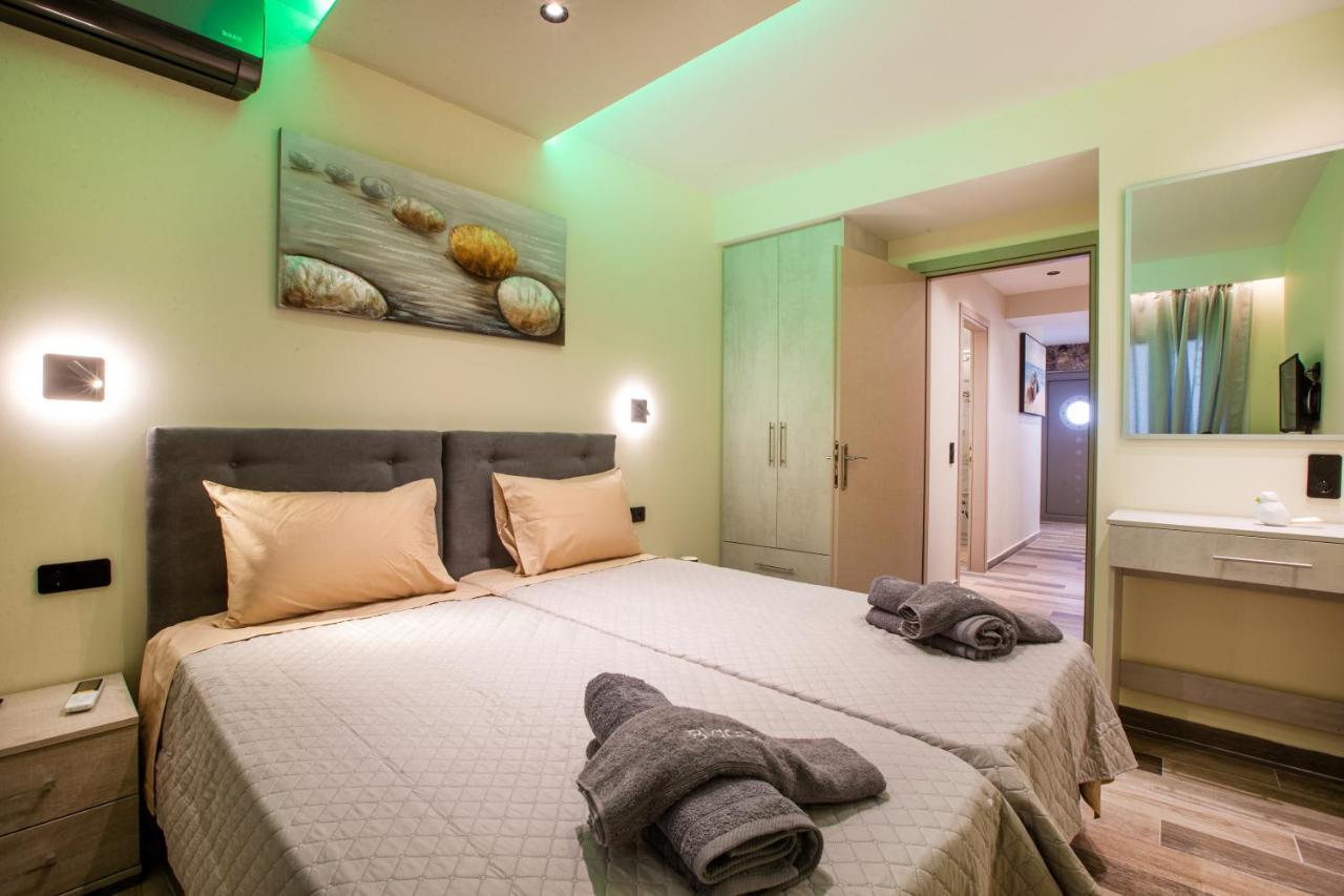 Black Rocks Family, Luxury Seafront Beach Maisonette Agios Gordios  Esterno foto